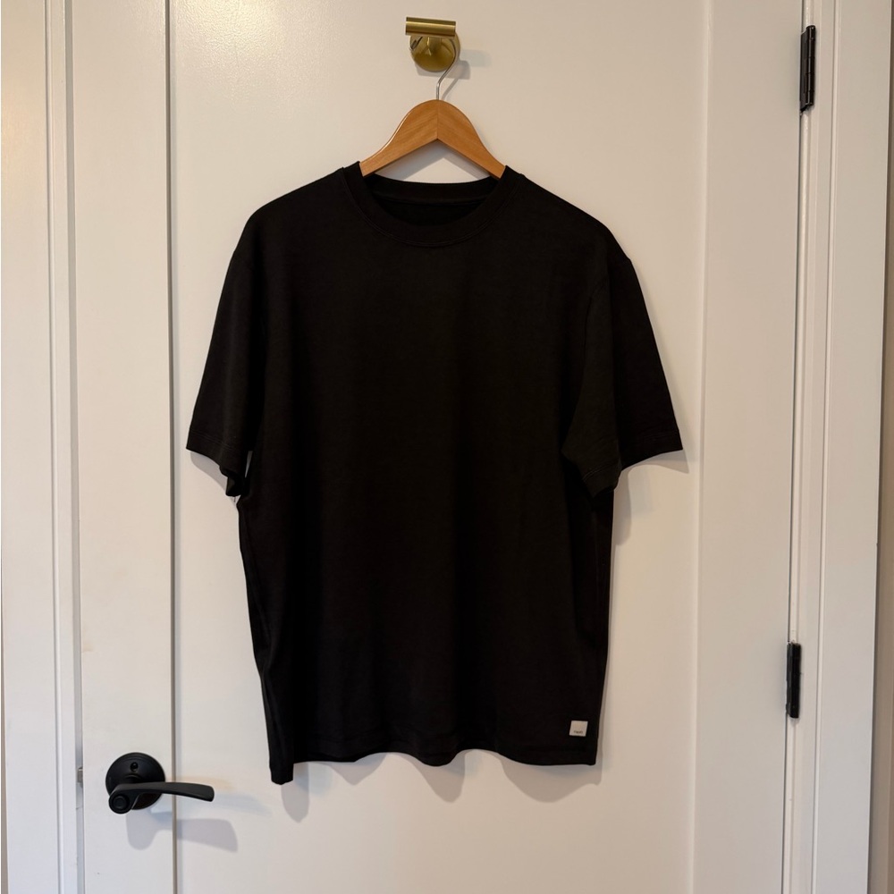 Vuori Relaxed Black Men's T-Shirt